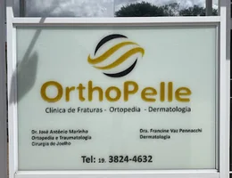 Clínica OrthoPelle: Dra Francine Pennacchi Dermatologista