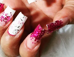 Bruna Fernanda nail designer