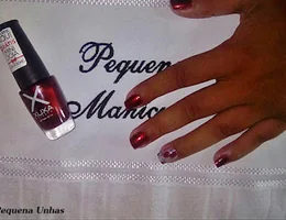 Pequena Manicure