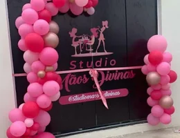 Studio Mãos Divinas